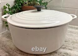 Le Creuset #28 Dutch Oven 7.5 qts. White Round withLid Cast Iron R96