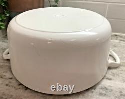 Le Creuset #28 Dutch Oven 7.5 qts. White Round withLid Cast Iron R96