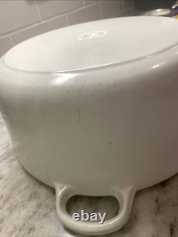 Le Creuset #28 Dutch Oven 7.5 qts. White Round withLid Cast Iron R96