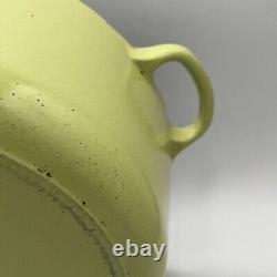 Le Creuset #28 Lime/Avocado Green Round Enameled Cast Iron Dutch Oven 7.25 qt