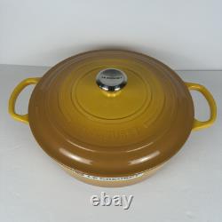 Le Creuset #30 Cast Iron Signature Round Wide Dutch Oven 6.75 Qt Nectar NWOB