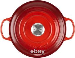 Le Creuset 4.5 Qt Dutch Oven Round Enameled Cast Iron Signature Brand New