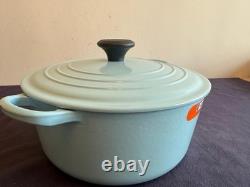 Le Creuset 5.5 qt Dutch Oven #26 Cast Iron Enameled Mineral Light Sky Blue RARE
