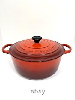 Le Creuset 7.25Qt 11 #28 Round Dutch Oven Cast Iron Cerise Red NEVER USED Le Creuset 7.25Qt 11 #28 Round Dutch Oven Cast Iron Cerise Red NEVER USED