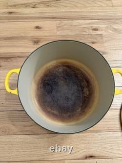 Le Creuset 7.25 Qt #28 Round Dutch Oven Cast Iron Soleil Yellow with Lid Used