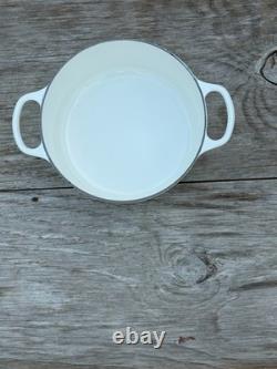 Le Creuset Cast Iron 22 Round Dutch Oven 3-1/2 Qt. 12 Days of Christmas