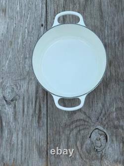 Le Creuset Cast Iron 22 Round Dutch Oven 3-1/2 Qt. 12 Days of Christmas