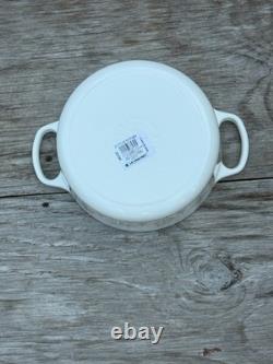 Le Creuset Cast Iron 22 Round Dutch Oven 3-1/2 Qt. 12 Days of Christmas