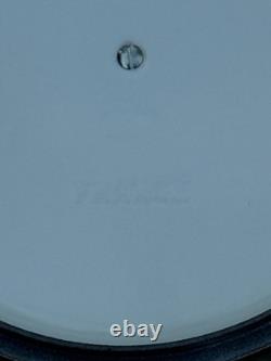 Le Creuset Cast Iron 22 Round Dutch Oven 3-1/2 Qt. 12 Days of Christmas