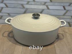 Le Creuset Cast Iron 31 Oval Dutch Oven with Lid Meringue 6-3/4 Qt