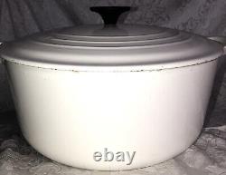 Le Creuset Cast Iron Enamel Cookware Dutch Oven With Lid Handled 28 White Round