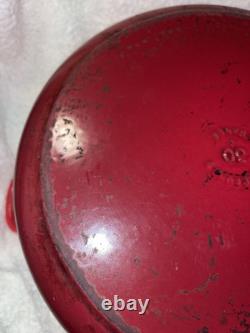 Le Creuset Cast Iron Round 30 Dutch Oven 6.75 qt. Cerise Red With Lid