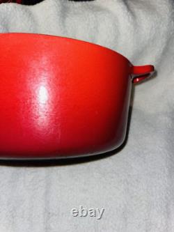 Le Creuset Cast Iron Round 30 Dutch Oven 6.75 qt. Cerise Red With Lid