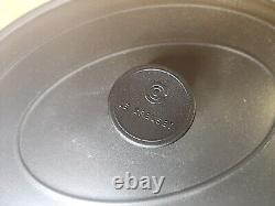 Le Creuset Cast Iron Signature Oval Dutch Oven 15.5qt 40cm 15.75 Matte Black