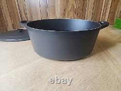 Le Creuset Cast Iron Signature Oval Dutch Oven 15.5qt 40cm 15.75 Matte Black