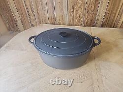 Le Creuset Cast Iron Signature Oval Dutch Oven 15.5qt 40cm 15.75 Matte Black