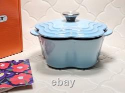 Le Creuset Cocotte Fleur Flower Purist Blue 20cm 2L Silver Knob Dutch oven NIB