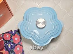 Le Creuset Cocotte Fleur Flower Purist Blue 20cm 2L Silver Knob Dutch oven NIB