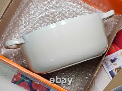 Le Creuset Cocotte Ronde 20cm 2-3/4 Qt Meringue Cast Iron Dutch oven UNUSED