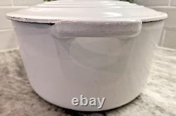 Le Creuset Dutch Oven Oval #31/6.75 Qt Classic White VGC- CHIP