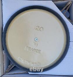 Le Creuset Dutch Oven Quidditch Harry Potter Col. 2.75 Qt Marseille NIB