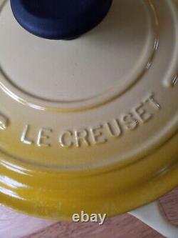 Le Creuset Dutch oven 24 5.5 Quart Yellow Used Pre 2015 Clean Good Condition