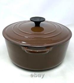 Le Creuset E Cast Iron Enamel Brown 4.5 QT. Dutch Oven with Lid