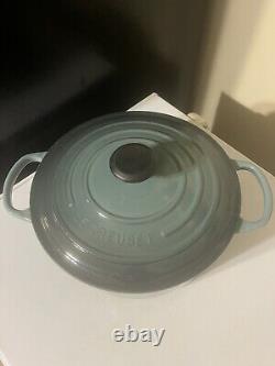 Le Creuset Enamel Cast Iron Round French Dutch Oven #26, 5.5 Qt. OCEAN Blue