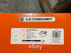 Le Creuset Enameled Cast Iron Oval Dutch Oven with Lid, 6.75 Qt, Cotton