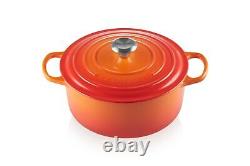 Le Creuset Enameled Cast Iron Signature Round Dutch Oven, 5.5 Quart, Flame