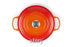 Le Creuset Enameled Cast Iron Signature Round Dutch Oven, 5.5 Quart, Flame