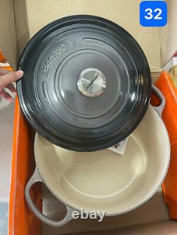 Le Creuset Enameled Cast Iron Signature Round Dutch Oven, 7.25 qt, Oyster