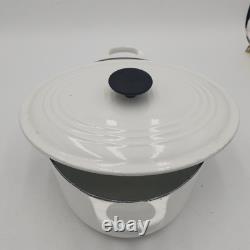 Le Creuset France Oval Cocotte Dutch Oven #27 White Cast Iron 4.5 Quart Pot Lid