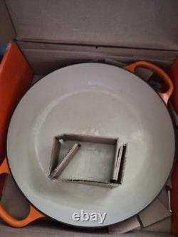 Le Creuset LS2501-262SS Dutch Oven Orange