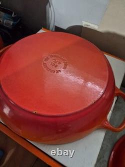 Le Creuset LS2501-262SS Dutch Oven Orange