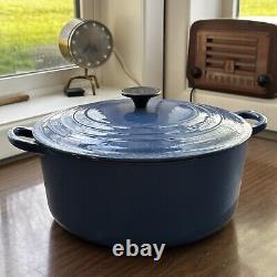 Le Creuset No. 28 Round Dutch Oven Blue 7 1/4 Quart With Lid 7.25 Cast Iron