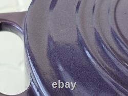 Le Creuset Oval Dutch Oven 25cm 3.5qt Cassis Purple Cast Iron Unused NoBox Scuff
