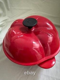 Le Creuset Red 2 Qt Tomato Dutch Oven Enamel Cast Iron LID Vintage Knob