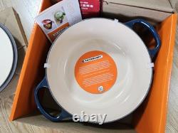 Le Creuset Signature Cast Iron 24cm 4.5Qt Dutch Oven Agave Gold Knob Brand New