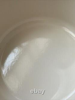 Le Creuset Signature Cast Iron 5.5 Quart Round Dutch Oven, Sea Salt Factory Defc