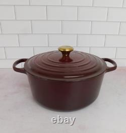 Le Creuset Signature Cast Iron 7.25 Quart Round Dutch Oven, Rhone NEW