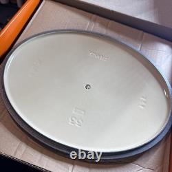 Le Creuset Signature Enameled Cast Iron Oval Dutch Oven Oyster Flint Gray 8Qt