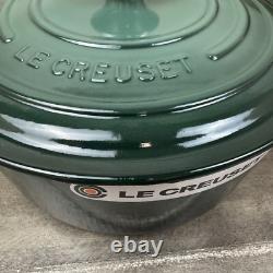 Le Creuset Signature Enameled Cast Iron Round Dutch Oven 5 1/2-Qt Artichaut Read