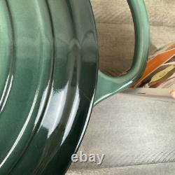 Le Creuset Signature Enameled Cast Iron Round Dutch Oven 5 1/2-Qt Artichaut Read