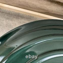 Le Creuset Signature Enameled Cast Iron Round Dutch Oven 5 1/2-Qt Artichaut Read