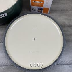 Le Creuset Signature Enameled Cast Iron Round Dutch Oven 5 1/2-Qt Artichaut Read
