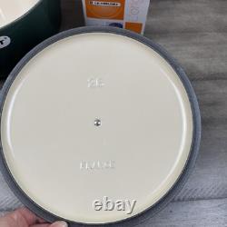 Le Creuset Signature Enameled Cast Iron Round Dutch Oven 5 1/2-Qt Artichaut Read