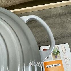 Le Creuset Signature Enameled Cast Iron Round Wide Dutch Oven 6 3/4-Qt Flaw Read