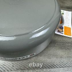 Le Creuset Signature Enameled Cast Iron Round Wide Dutch Oven 6 3/4-Qt Gray OB
