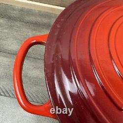 Le Creuset Signature Enameled Cast Iron Round Wide Dutch Oven 6 3/4-Qt. Red Read